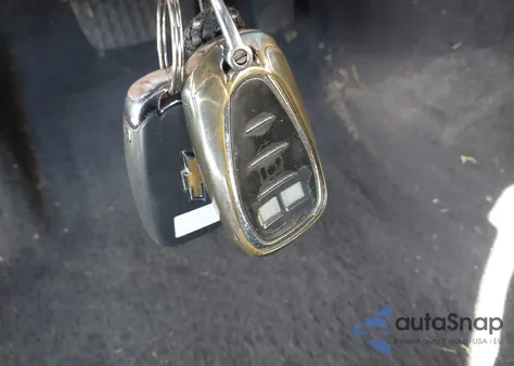 2019 Chevrolet Malibu Lt из США, поврежденный, VIN 1G1ZD5ST9KF221721